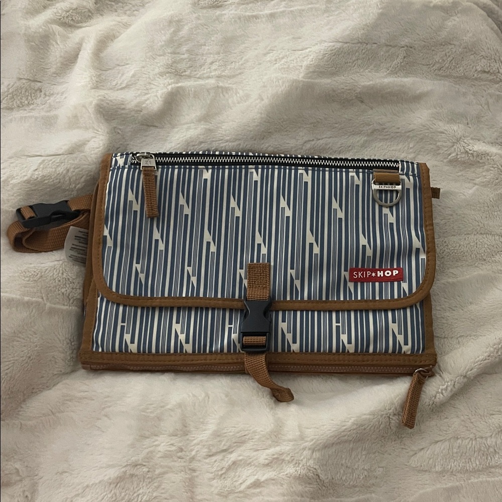 Skip Hop travel diaper change pad